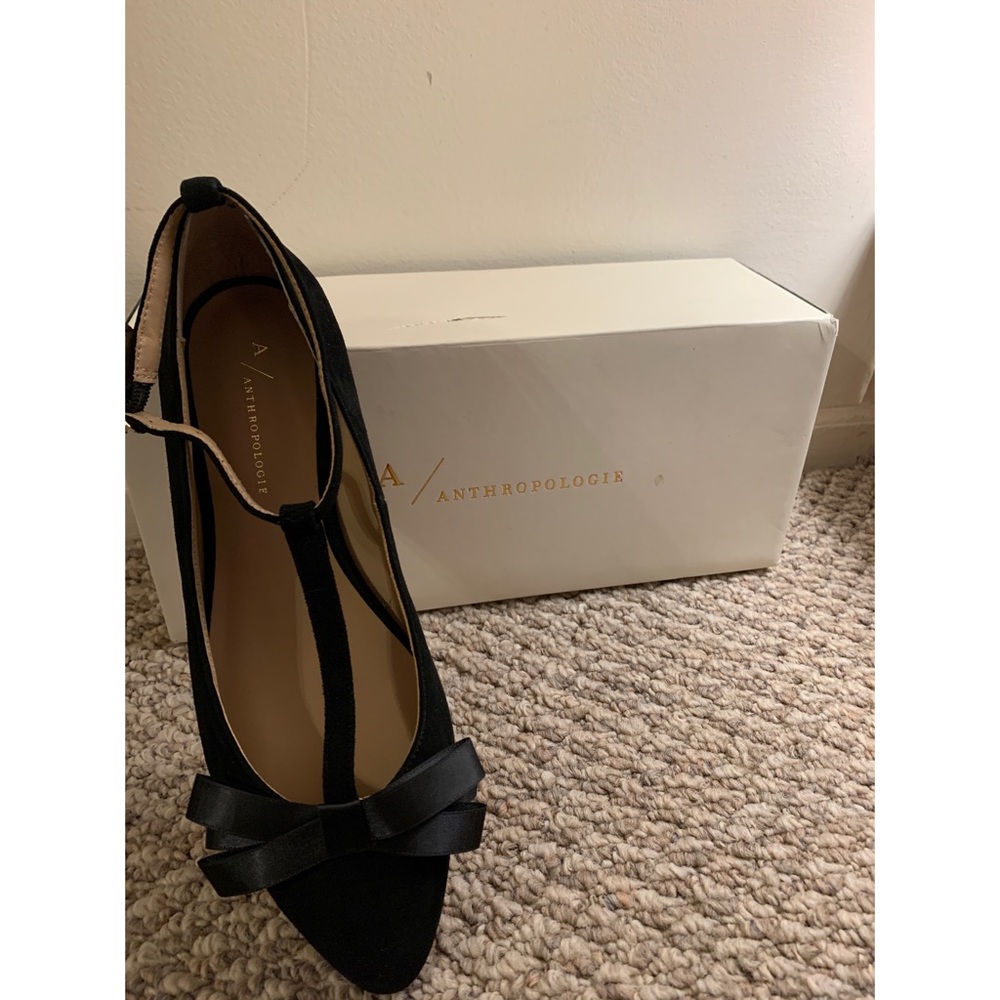 Anthropologie T Bow Flats